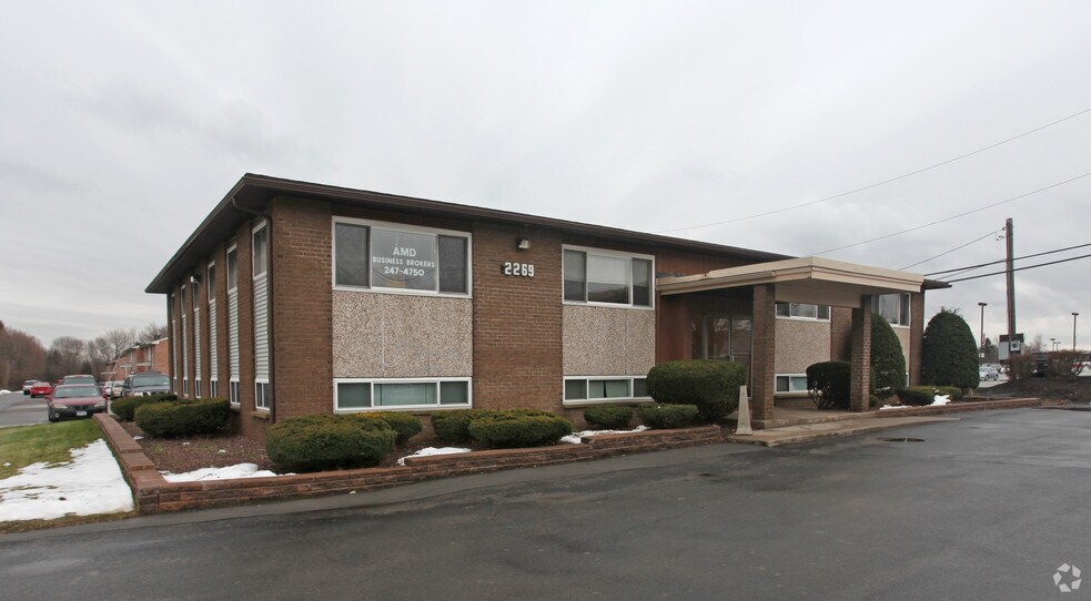 2269 Lyell Ave, Rochester, NY 14606