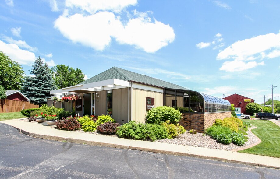 329 Elton Hills Dr NW, Rochester, MN 55901