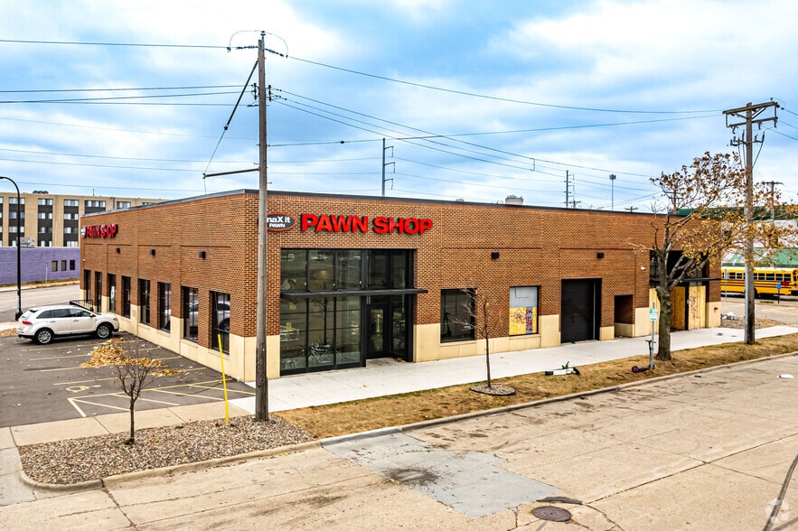 815 Cedar Ave S, Minneapolis, MN 55404