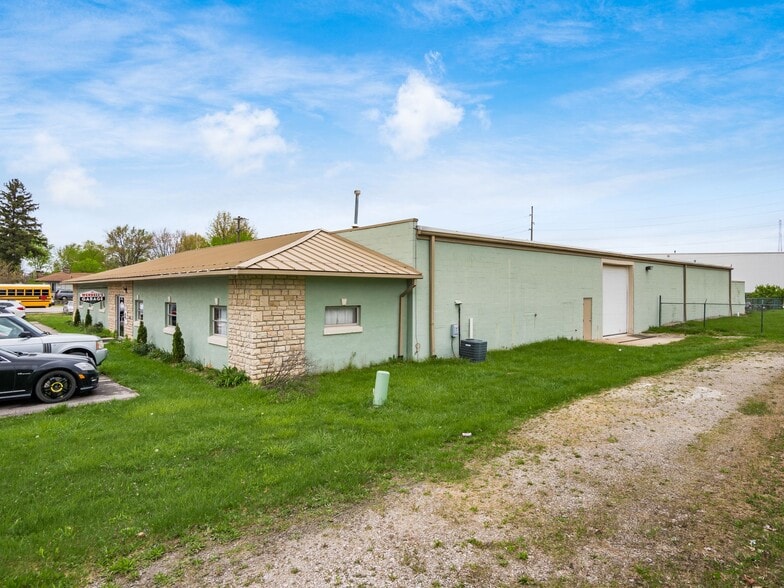 223 Curtis St, Delaware, OH for lease - Building Photo - Image 2 of 5