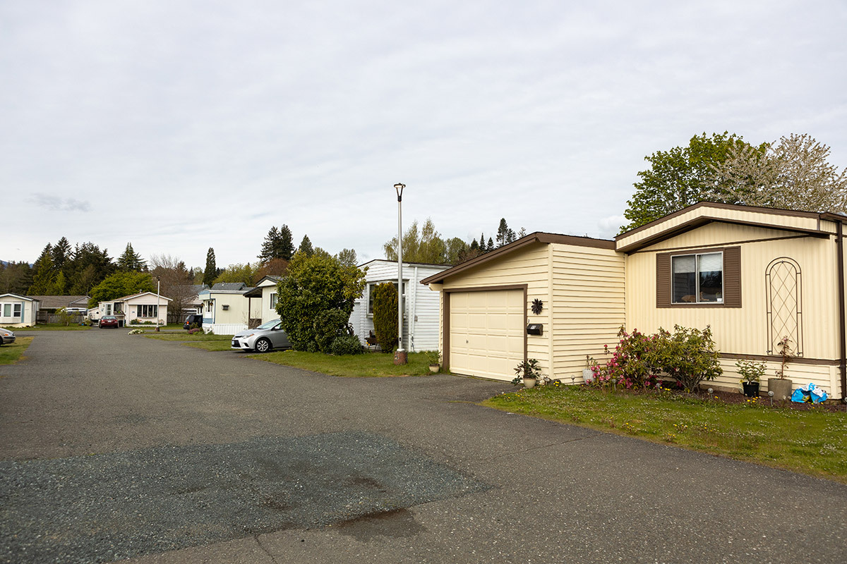 1700 Cumberland Rd, Courtenay, BC V9N 2E9 - Dogwood Mobile Home Park ...