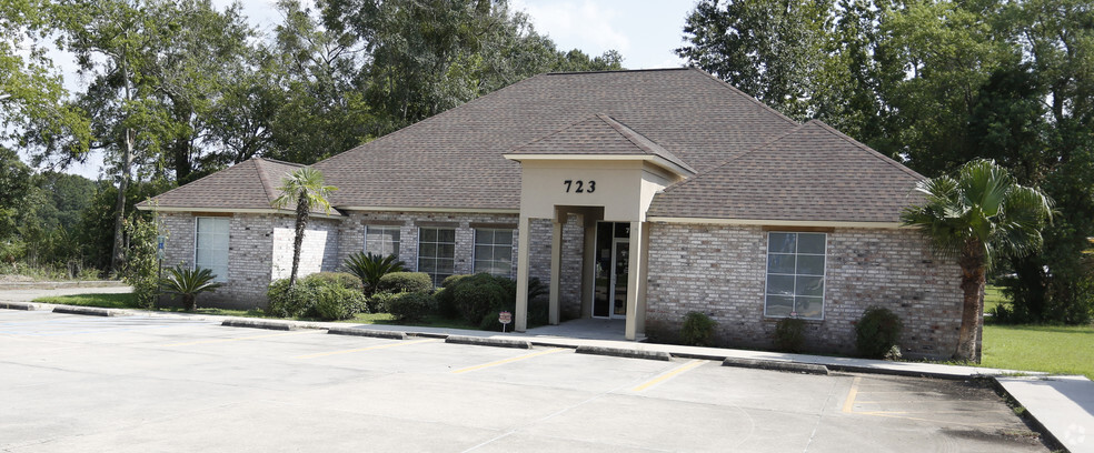 723 E Highway 30, Gonzales, LA for sale - Primary Photo - Image 1 of 1