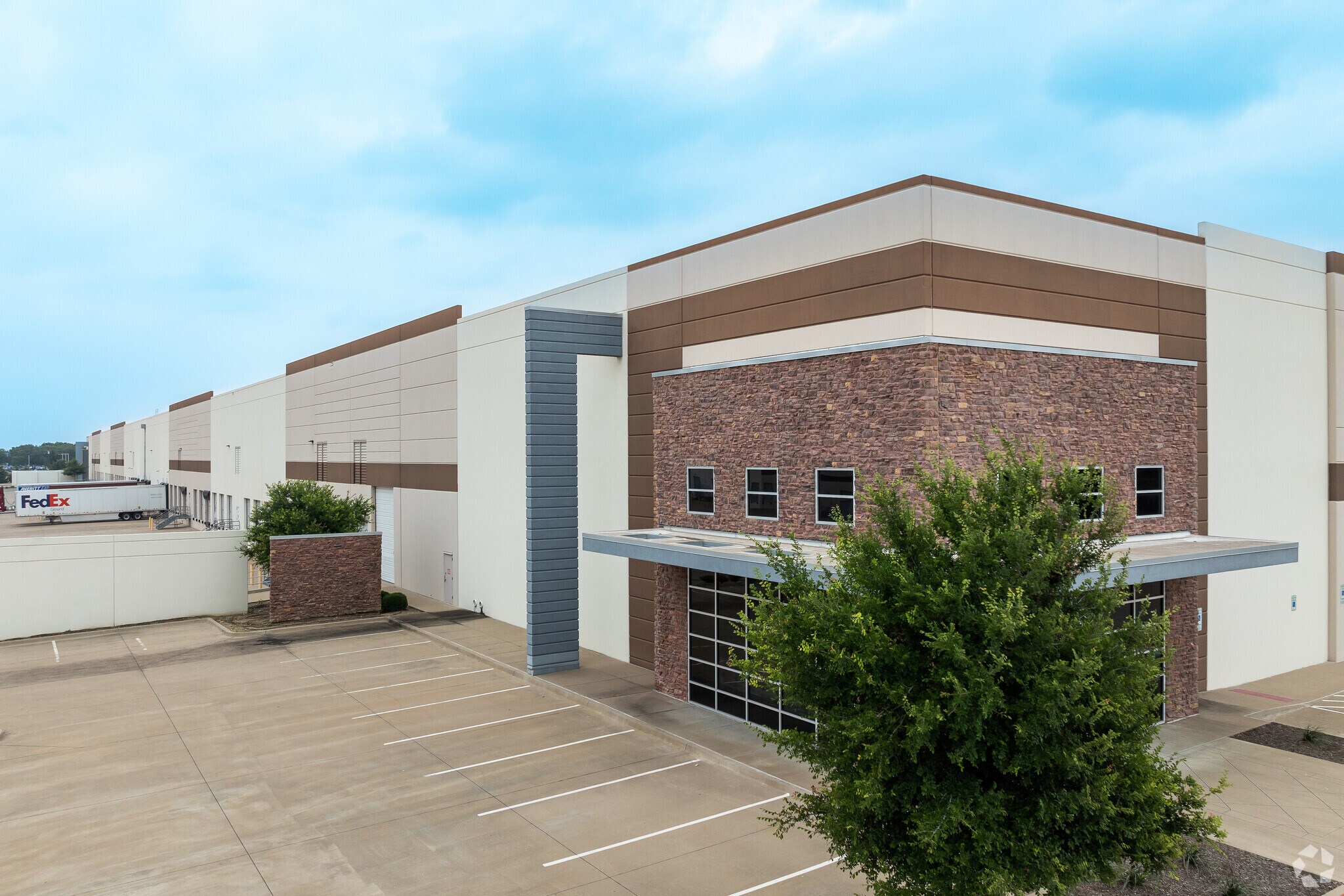 931 W Bardin Rd, Arlington, TX for sale Primary Photo- Image 1 of 1