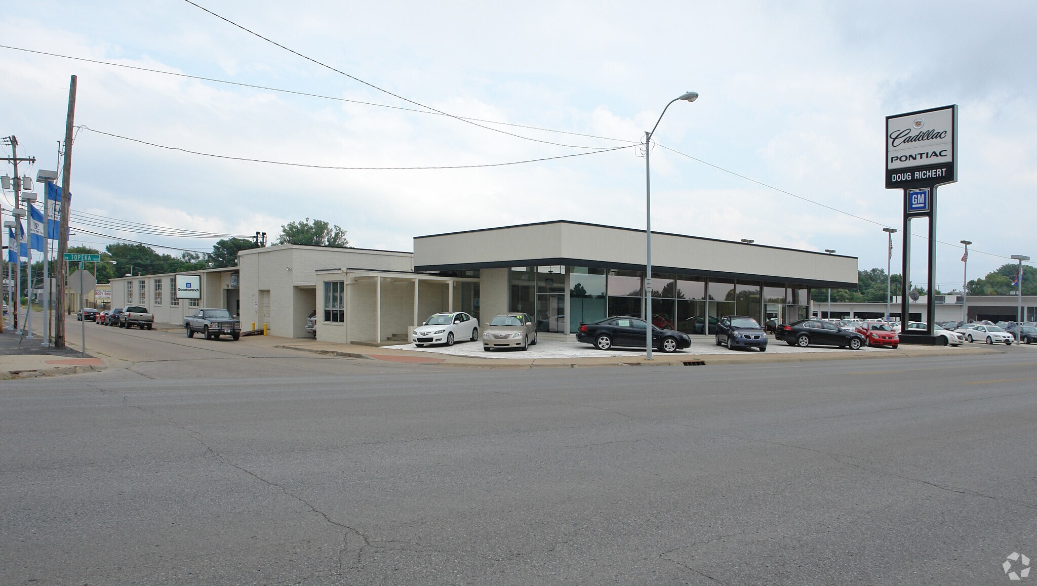 1900 SW Topeka Blvd, Topeka, KS for sale Primary Photo- Image 1 of 1