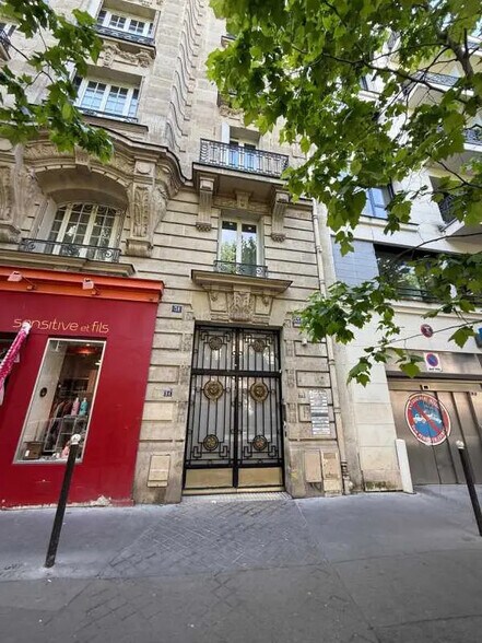 31 Rue Faidherbe, Paris for lease - Building Photo - Image 1 of 17