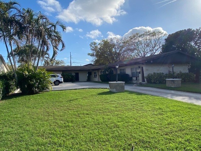 458 50th Ave N, Saint Petersburg, FL for sale Building Photo- Image 1 of 1