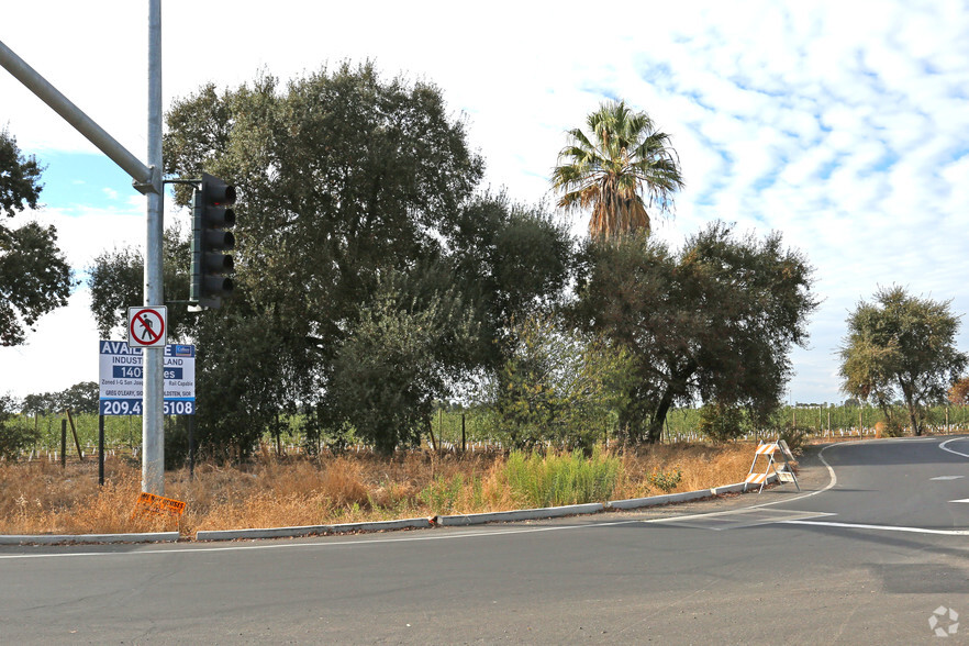 3263 Cherokee Rd, Stockton, CA for sale - Primary Photo - Image 1 of 1