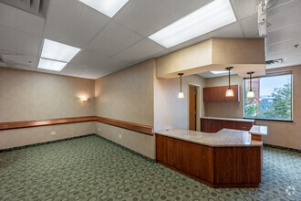 360 Sherman St, Saint Paul, MN for lease Interior Photo- Image 2 of 4