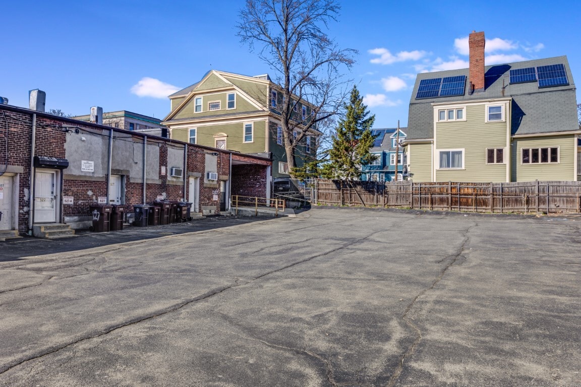 523531 Broadway, Everett, MA 02149