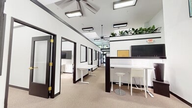 32 Miller Ave, Mill Valley, CA for lease Interior Photo- Image 2 of 10