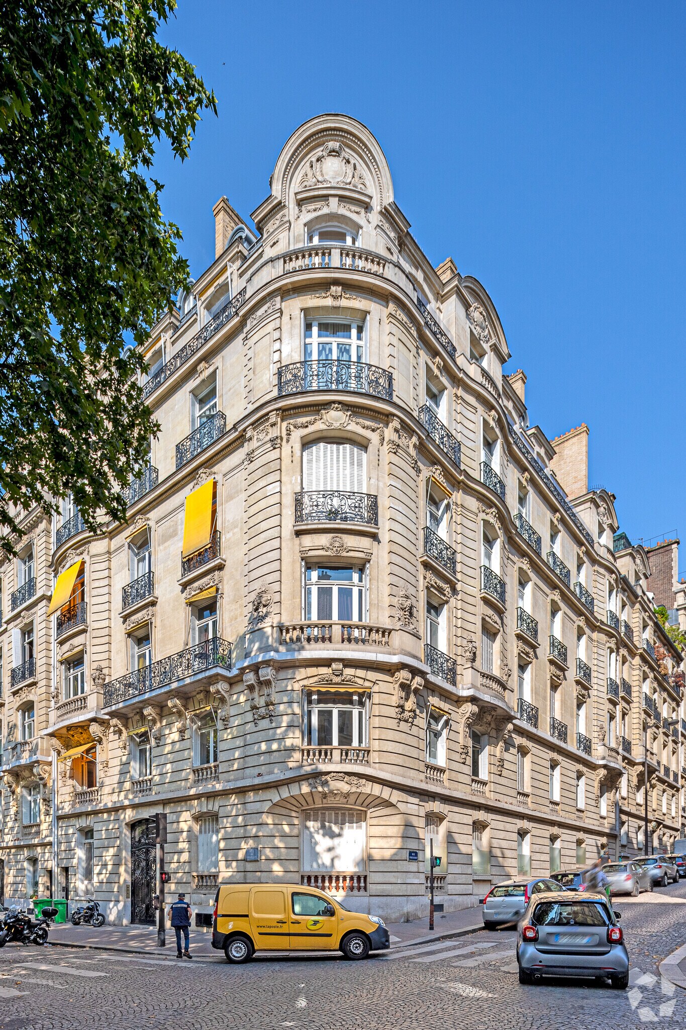 9 Rue De Chaillot, Paris for lease Building Photo- Image 1 of 5