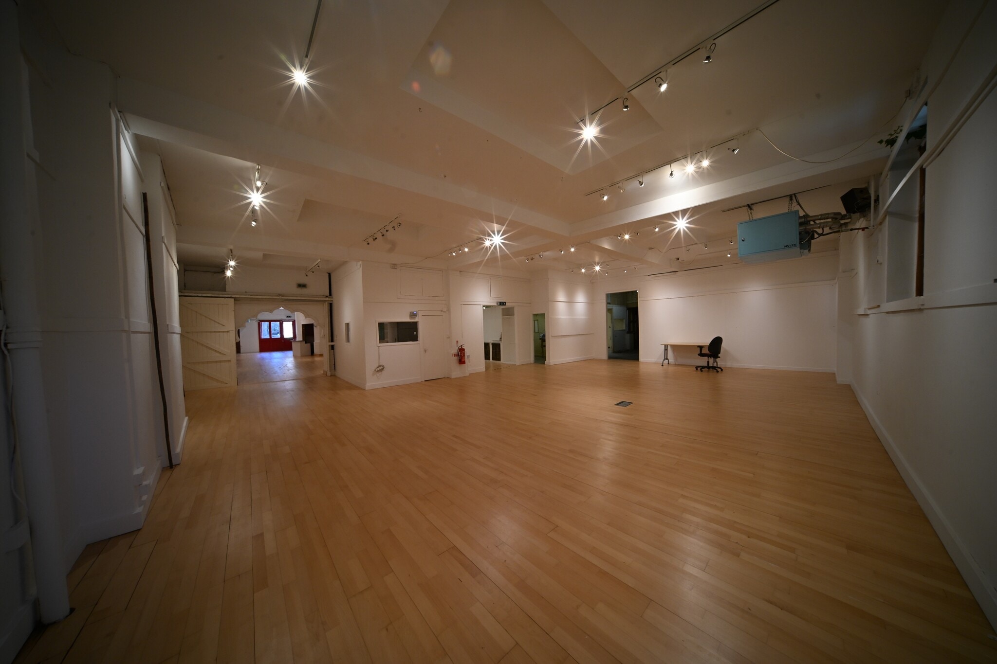 21-23 St. Leonards Ln, Edinburgh for sale Interior Photo- Image 1 of 3