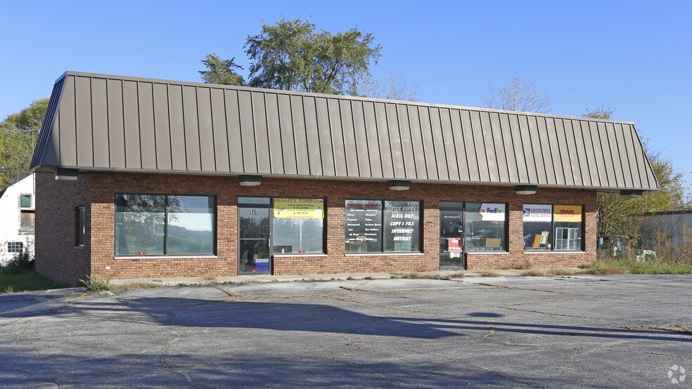 689 W US Highway 30, Valparaiso, IN for lease - Building Photo - Image 2 of 2