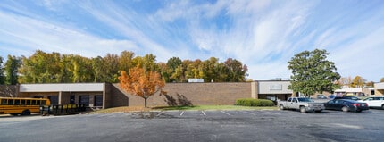 326 Edwardia Dr, Greensboro, NC for lease Building Photo- Image 1 of 6