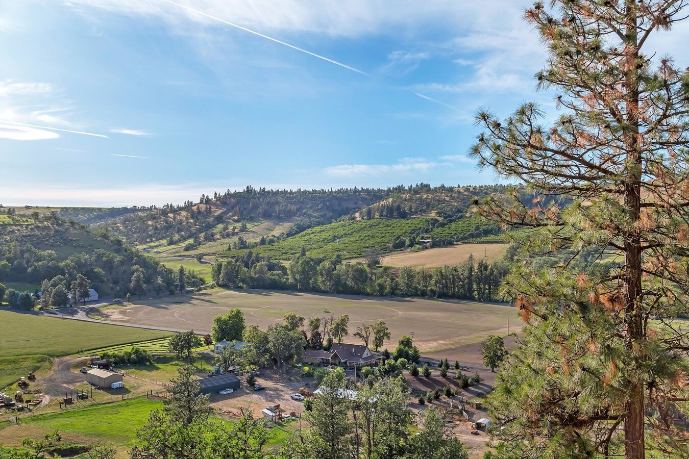 81272 Dufur Valley Rd, Dufur, OR 97021