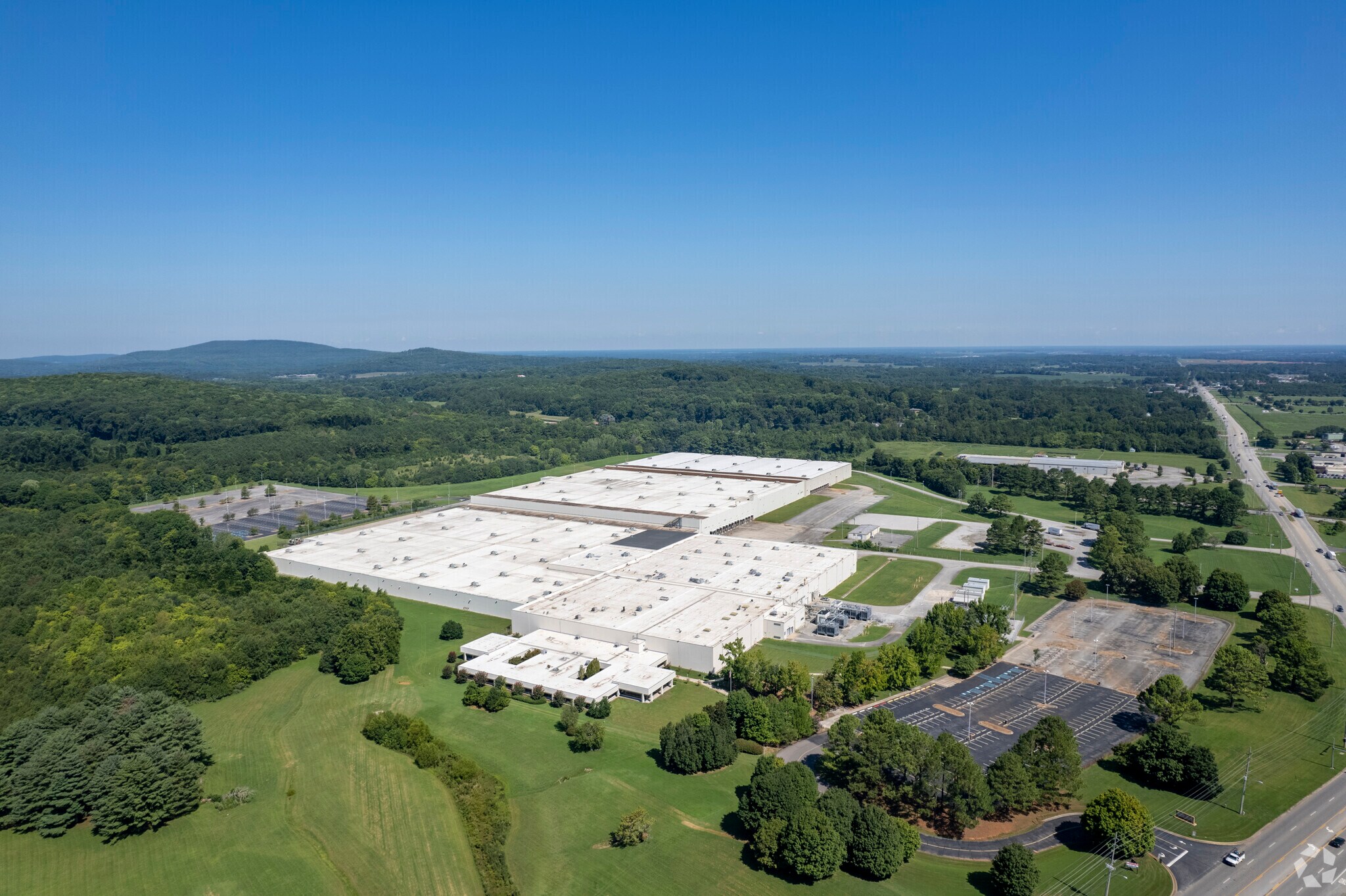 4905 Moores Mill Rd, Huntsville, AL 35811 Industrial Campus