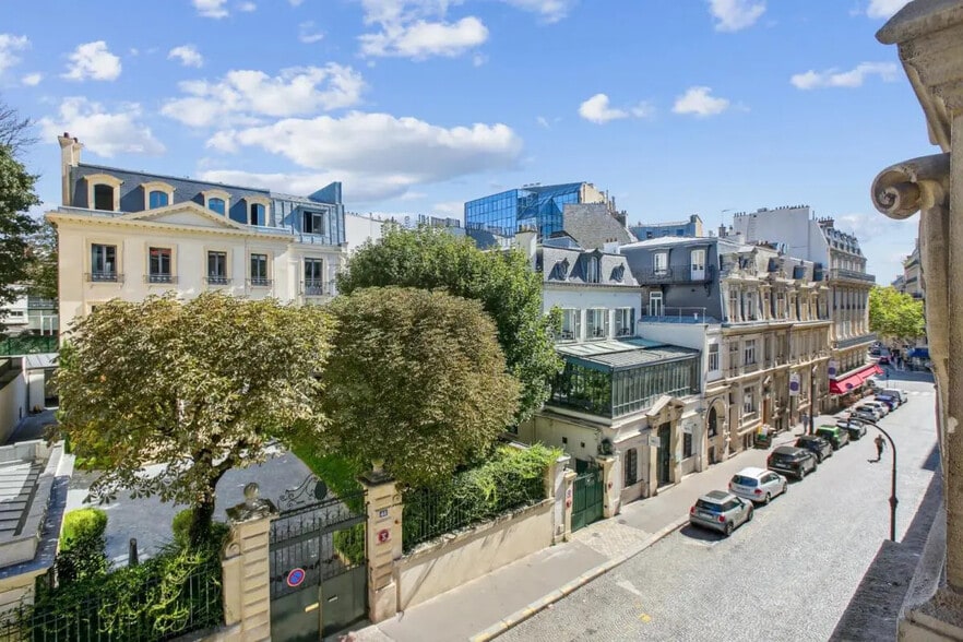 45 Rue Boissière, Paris for lease - Building Photo - Image 1 of 12