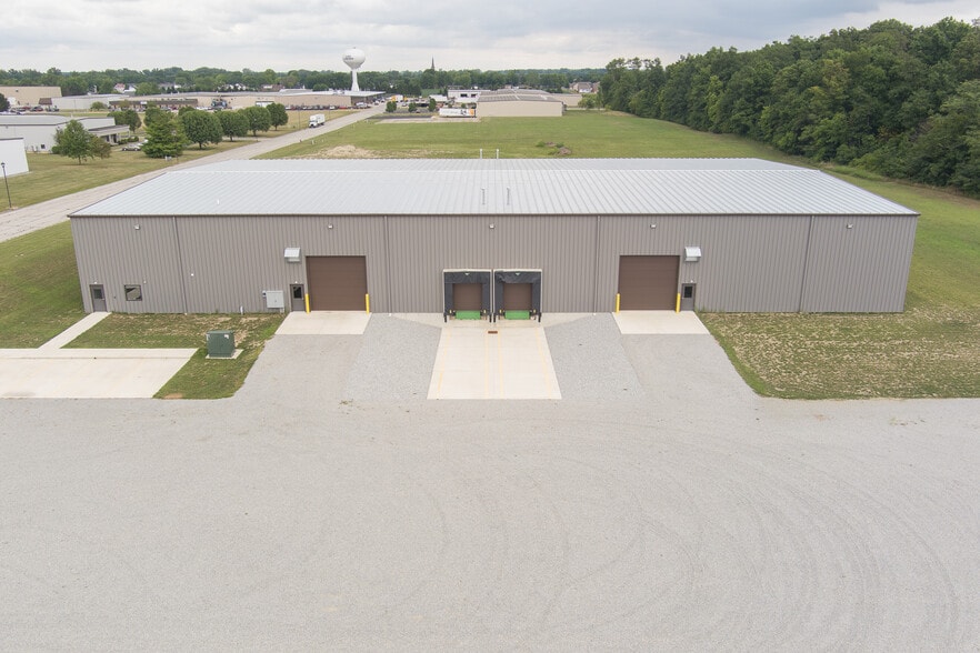 1000 Tower Dr, Fort Loramie, OH for lease - Building Photo - Image 1 of 3