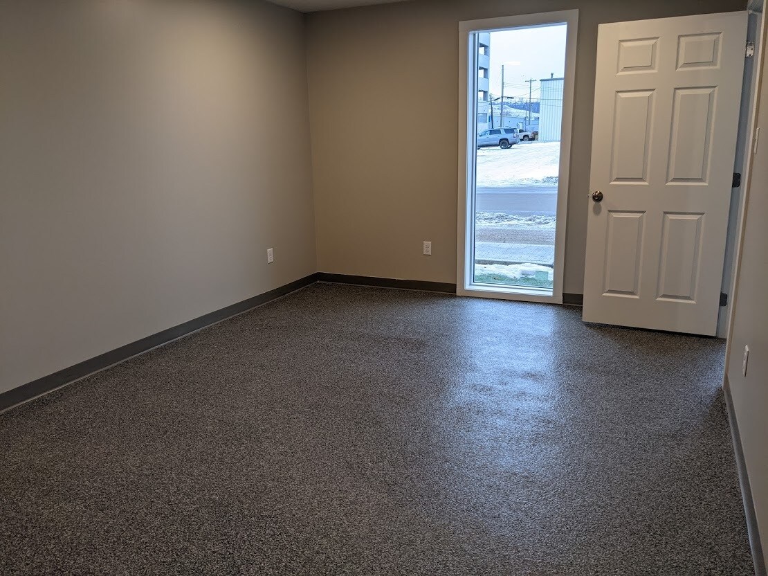 8312-8314 Fraser Av, Fort McMurray, AB for lease Building Photo- Image 1 of 11