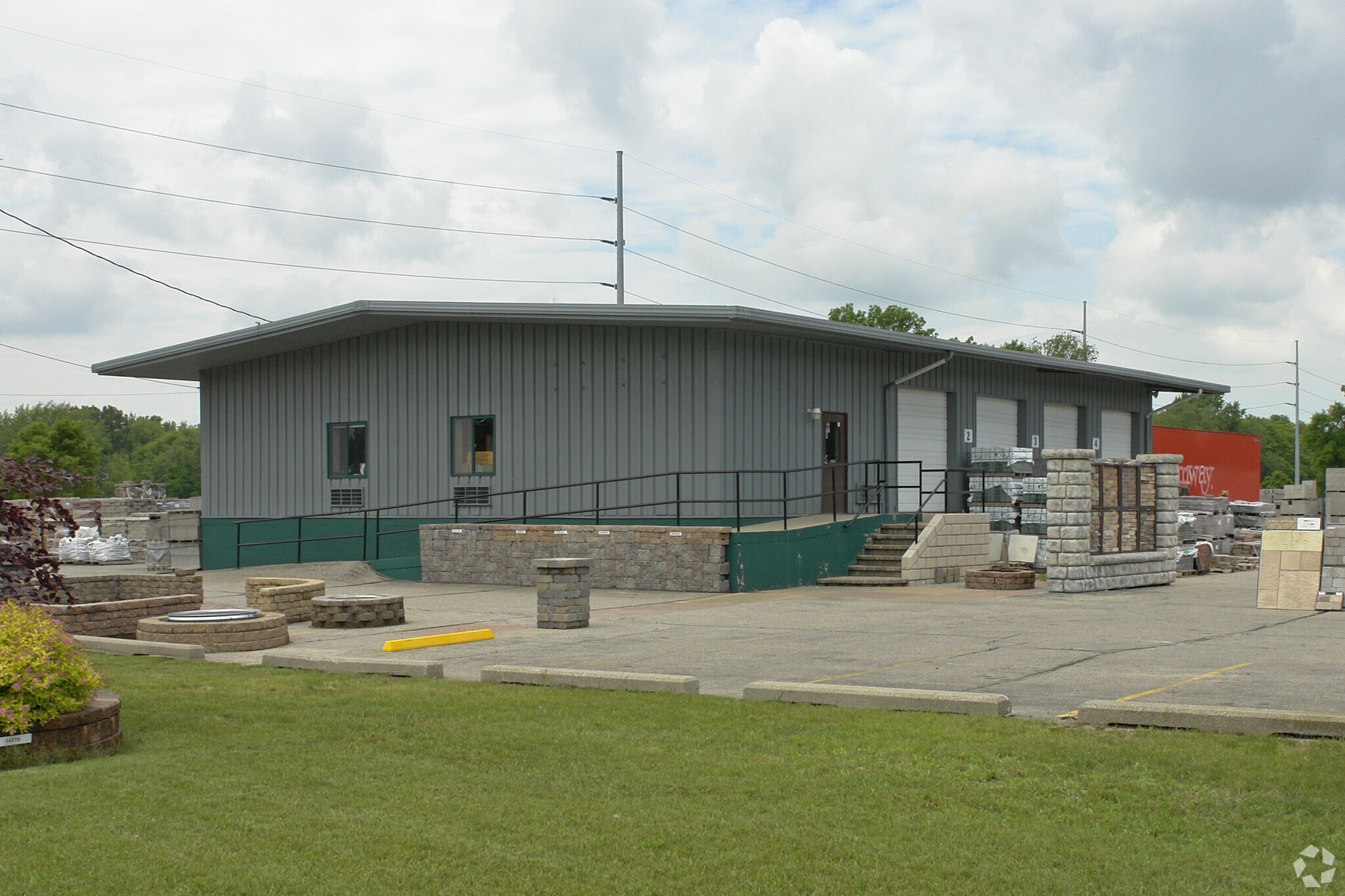 37 James St, Holland, MI for sale Primary Photo- Image 1 of 1