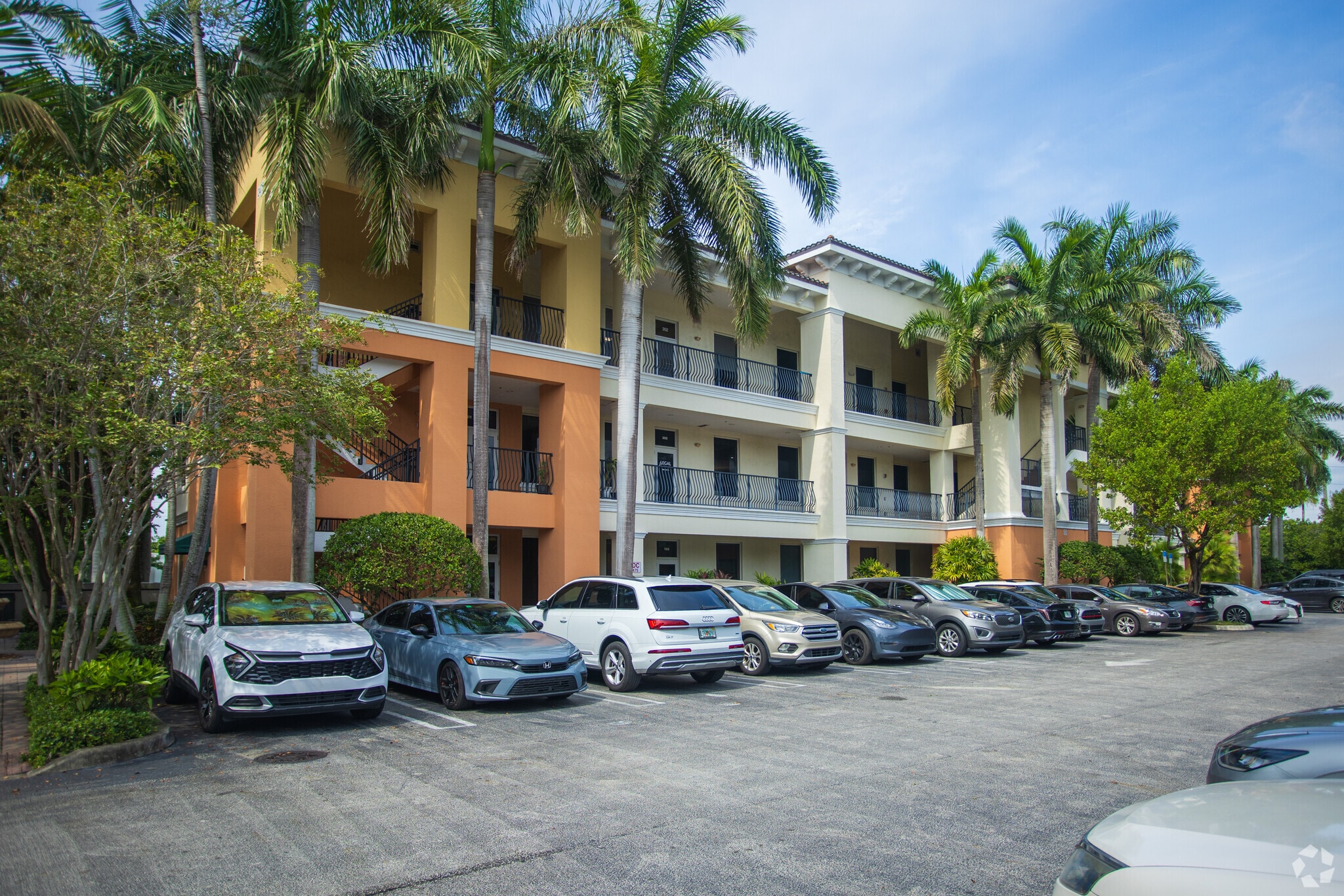 2475 Mercer Ave, West Palm Beach, FL for lease Primary Photo- Image 1 of 6