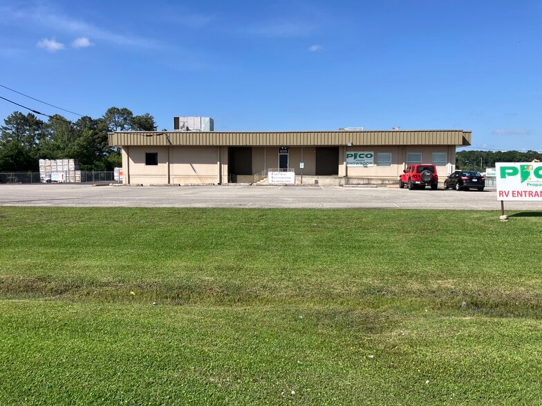 6315 Highway 347, Beaumont, TX for lease - Building Photo - Image 1 of 6
