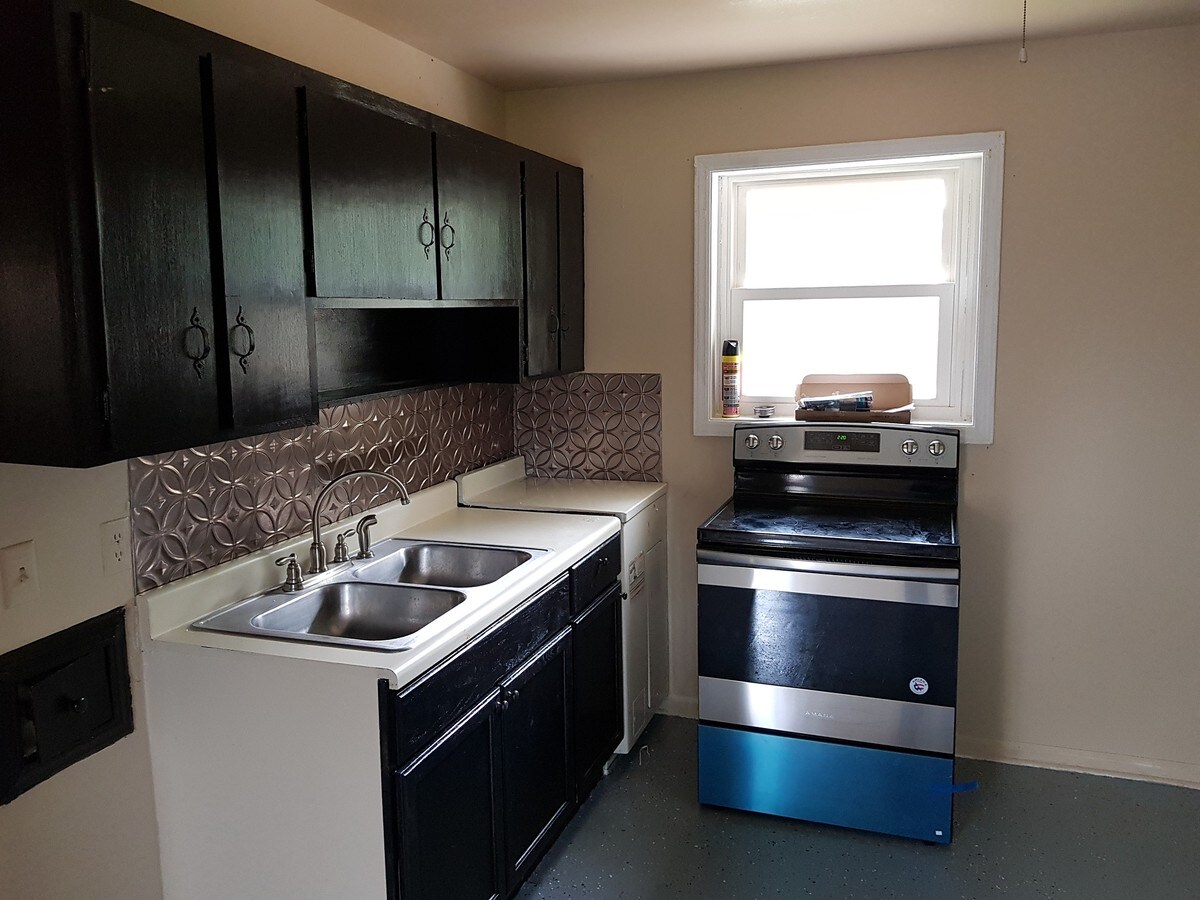 1204 Randolph Ave, Greensboro, NC 27406