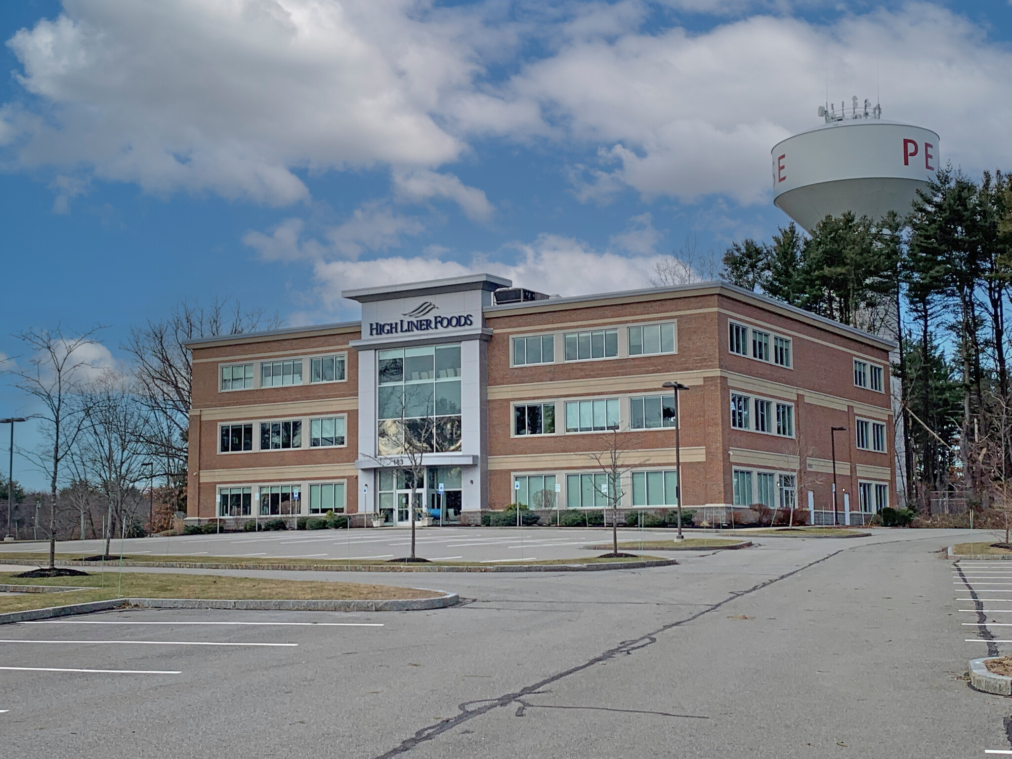 183 International Dr, Portsmouth, NH for lease Building Photo- Image 1 of 2