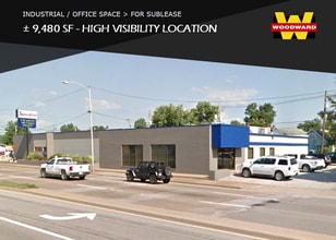 2021 W Lloyd Expy, Evansville, IN for lease Interior Photo- Image 1 of 2