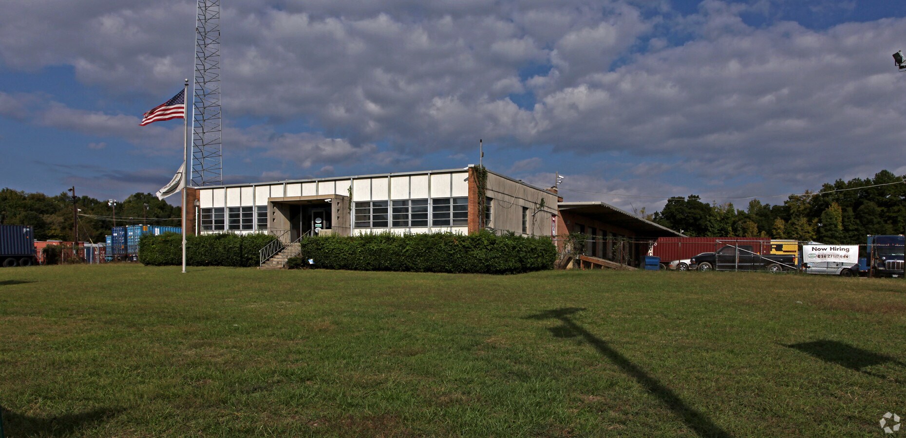 940 S Thomasboro Dr, Charlotte, NC 28208