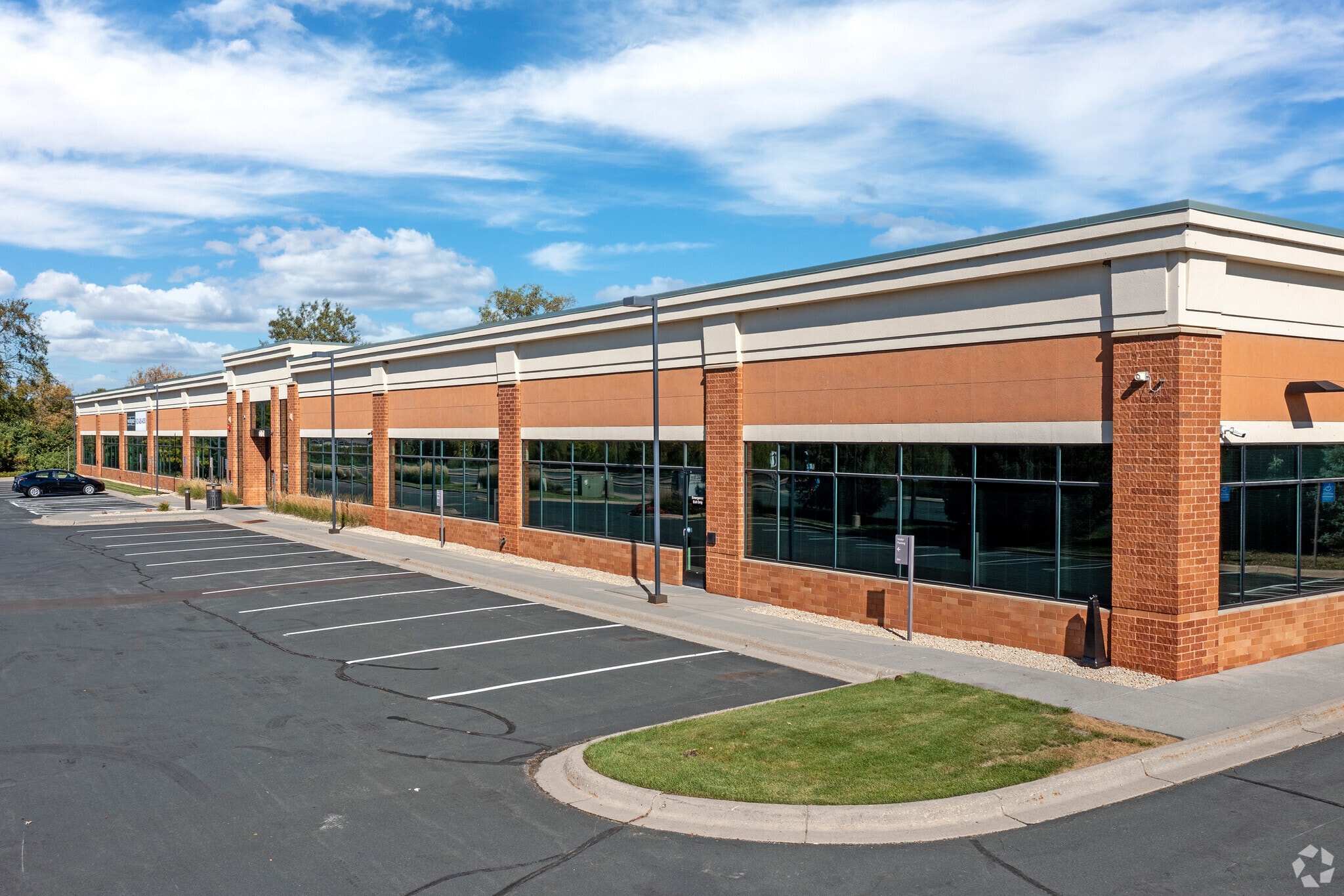 6161 American Blvd, Bloomington, MN for lease Building Photo- Image 1 of 5