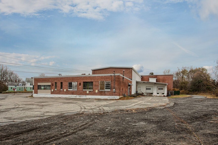 609 Main St, Leominster, MA 01453