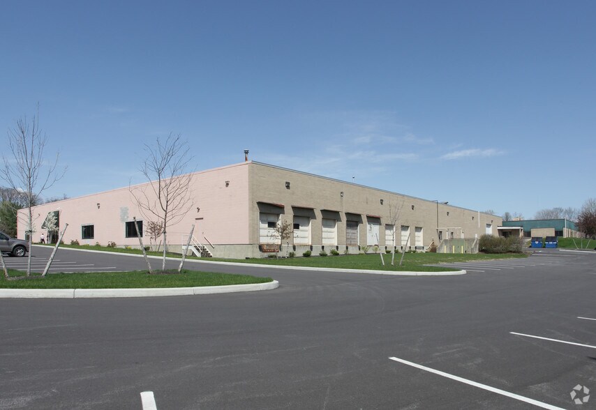 6 British American Blvd, Latham, NY for sale - Building Photo - Image 1 of 1