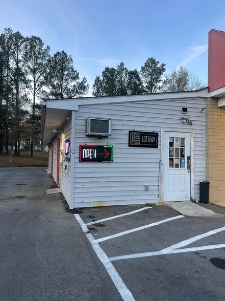 941 N Main St, Troy, NC for lease - Building Photo - Image 3 of 20