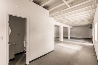 24 NE 1st Ave, Dania Beach, FL for lease Interior Photo- Image 1 of 8