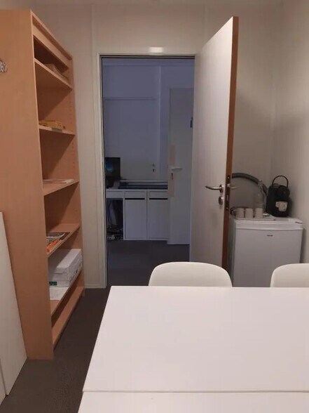 Rue Albert Einstein, Champs-sur-Marne for sale - Building Photo - Image 3 of 7