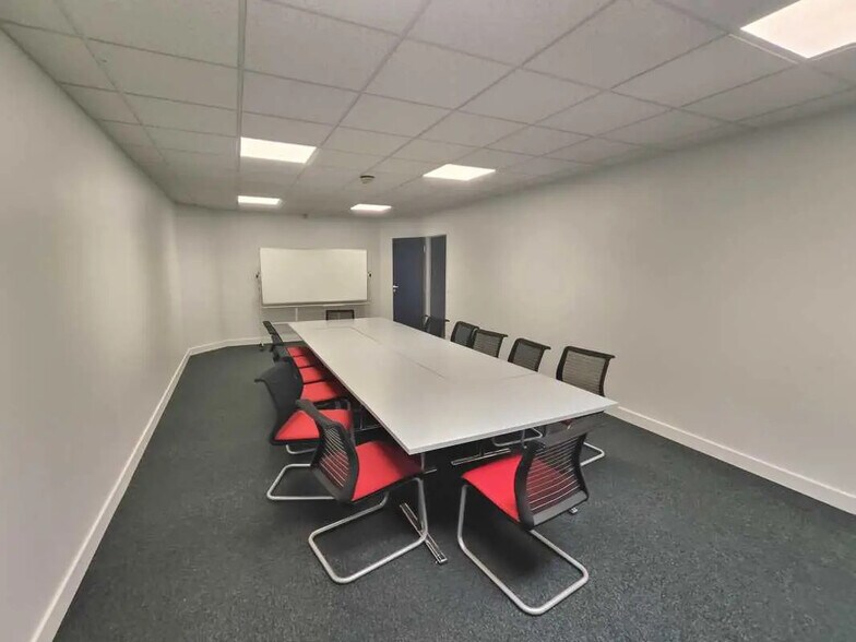 Flex in Égly for sale - Interior Photo - Image 3 of 9