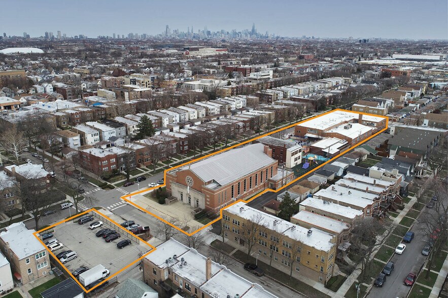 3820-3906 N Spaulding Ave, Chicago, IL for sale - Building Photo - Image 1 of 1