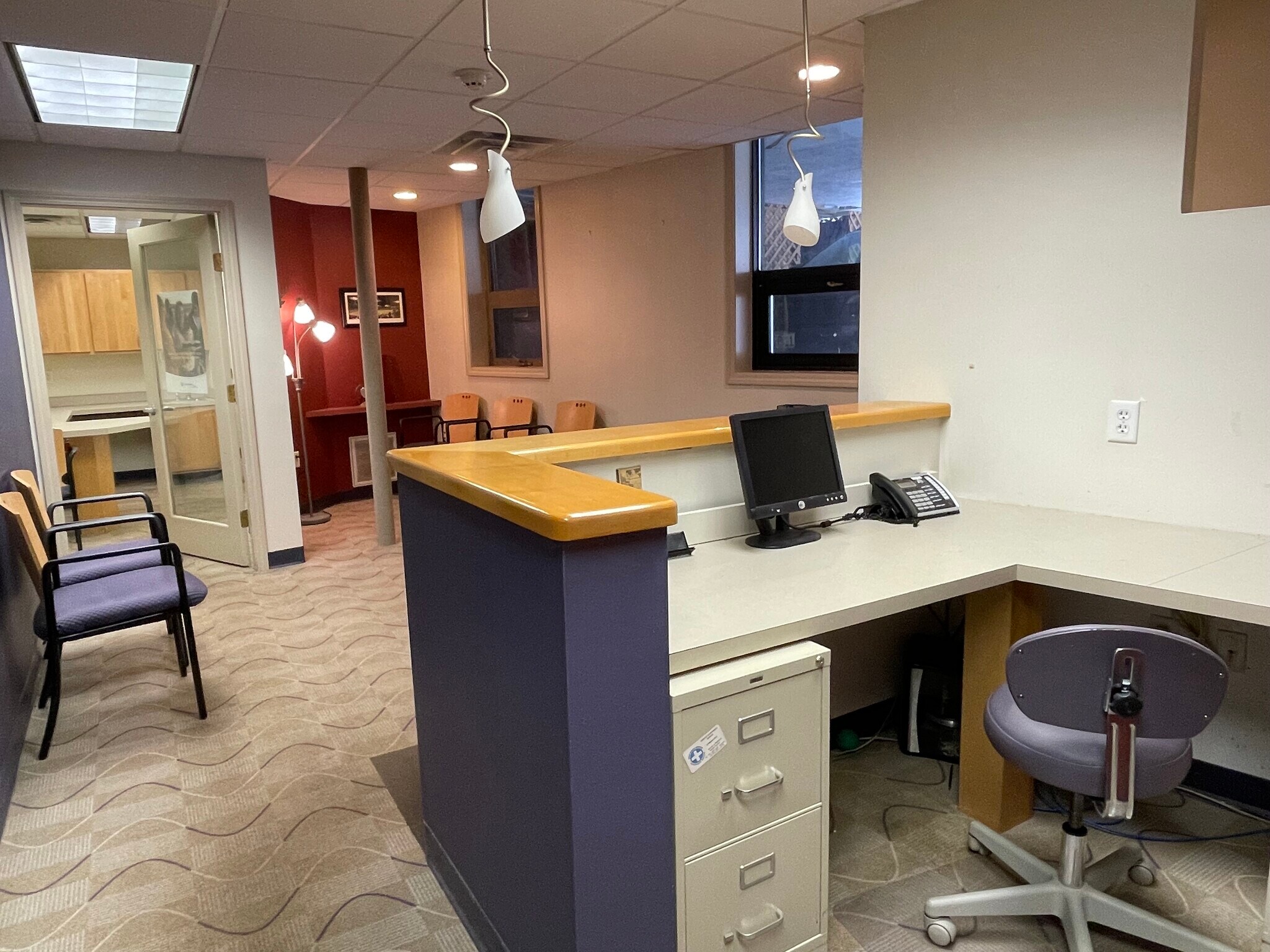 831 Main St, Winchester, MA for sale Lobby- Image 1 of 1