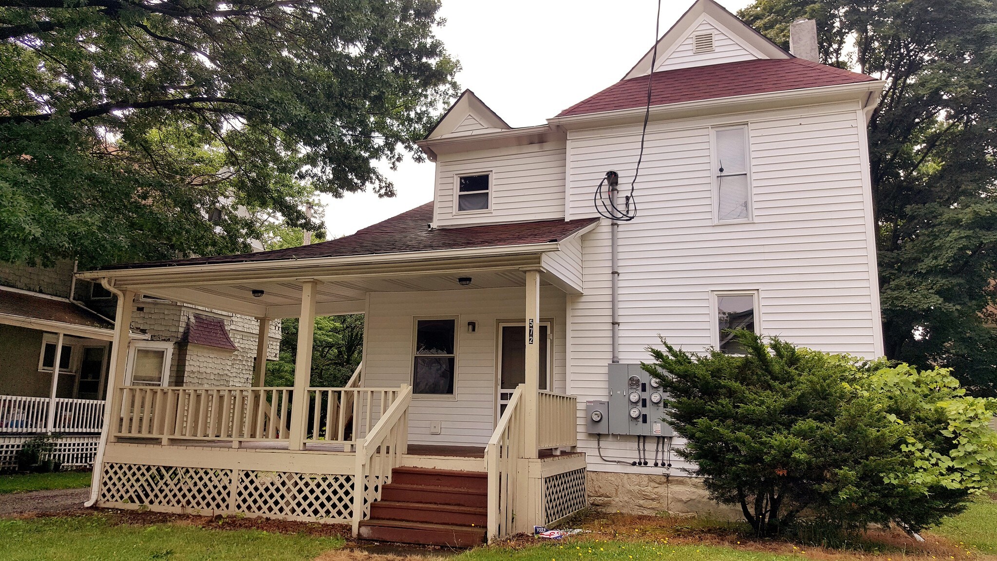 572 E Buchtel Ave, Akron, OH for sale Primary Photo- Image 1 of 1