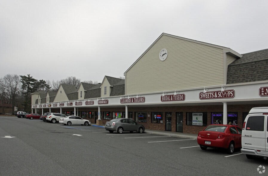 99 Route 25A, Shoreham, NY for lease - Building Photo - Image 2 of 5