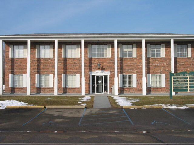 10000 Wayne Rd, Romulus, MI for sale Building Photo- Image 1 of 1