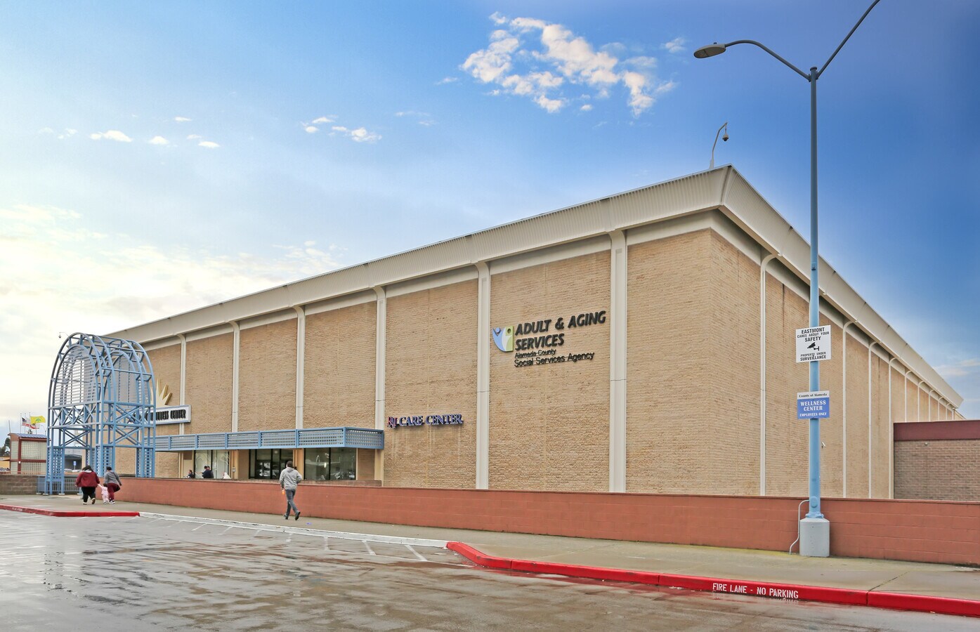 70007200 Bancroft Ave, Oakland, CA 94605 Eastmont Town Center