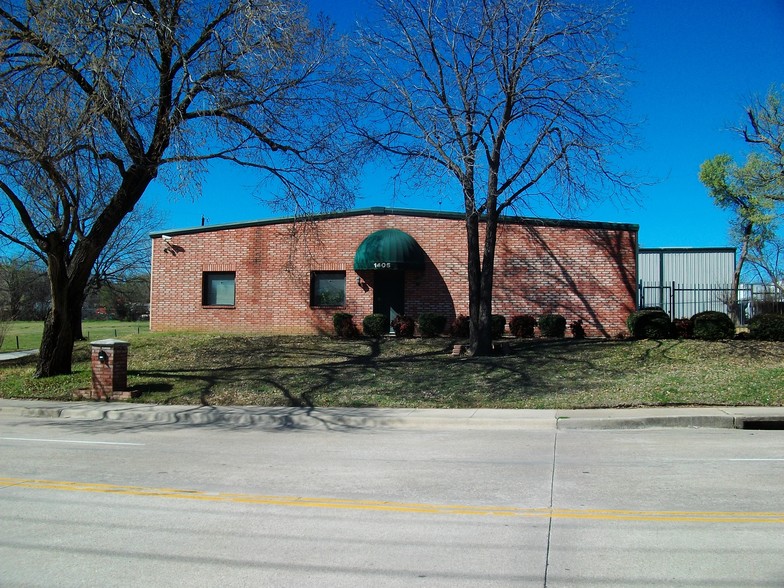 1405 N Union Bower Rd, Irving, TX for sale - Building Photo - Image 1 of 3