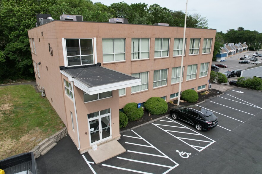 760 Chief Justice Cushing Hwy, Cohasset, MA for lease - Building Photo - Image 1 of 18