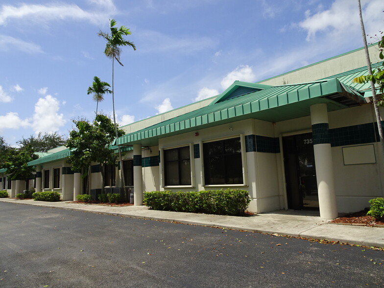 731-745 Shotgun Rd, Sunrise, FL for sale - Building Photo - Image 2 of 9