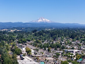 786 NE Burnside Rd, Gresham, OR - AERIAL map view