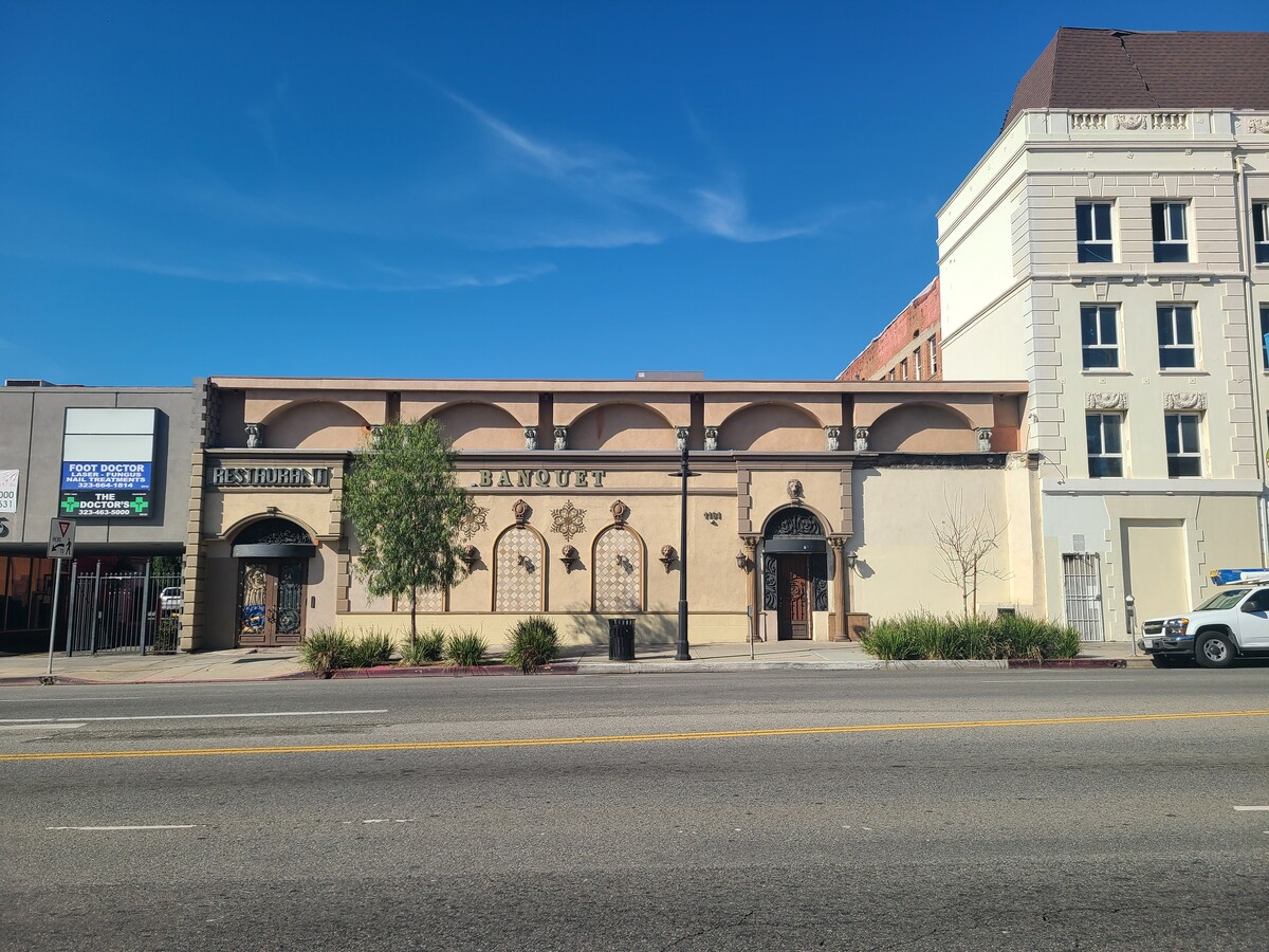 Building Photo