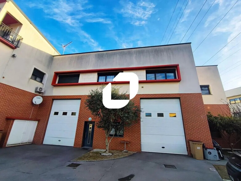 Flex in Neuilly-sur-Marne for lease - Building Photo - Image 1 of 3