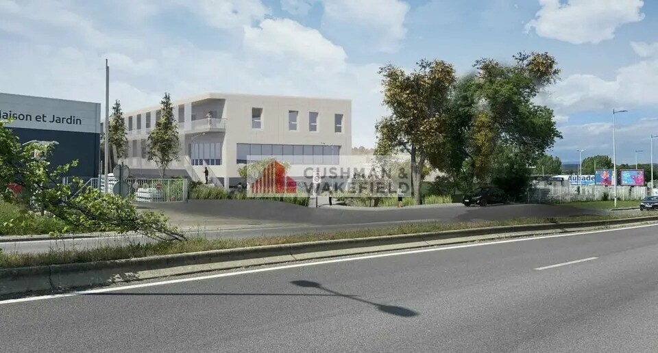 Location Commerce 986 m² - Photo 1